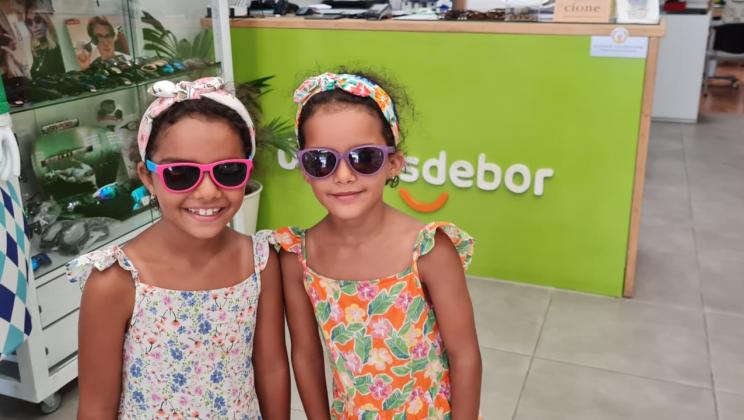 Óculos de sol para meninas saharauis. Proyecto Revisiones Visuales
