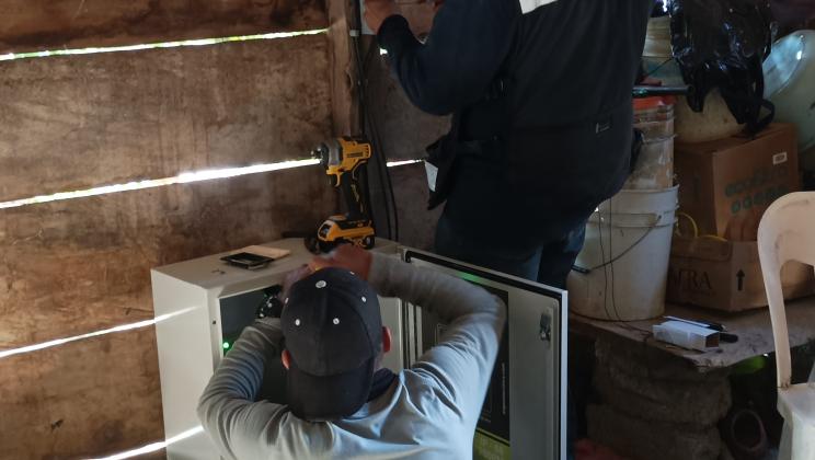 Electrificación de las viviendas. Proyecto Da luz y bienestar.
