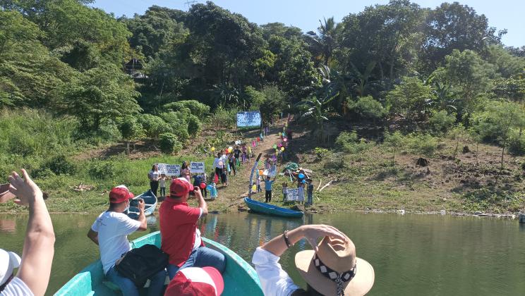 Recibimiento en Paso Limón.